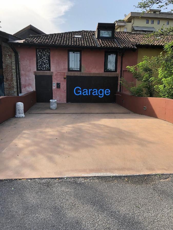Luxury Industrial Apt Vicino Al Centro Con Garage Brescia megye Kültér fotó