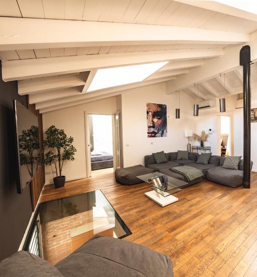 Luxury Industrial Apt Vicino Al Centro Con Garage Brescia megye Kültér fotó